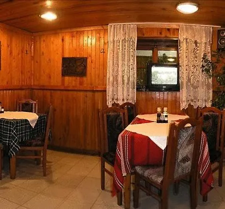 فندق Vesta Kazanlŭk