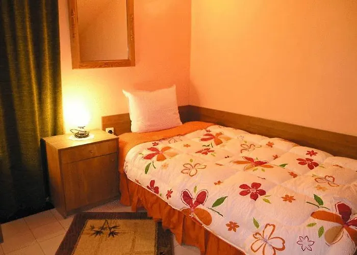 ヴェスタ ホテル カザンラク